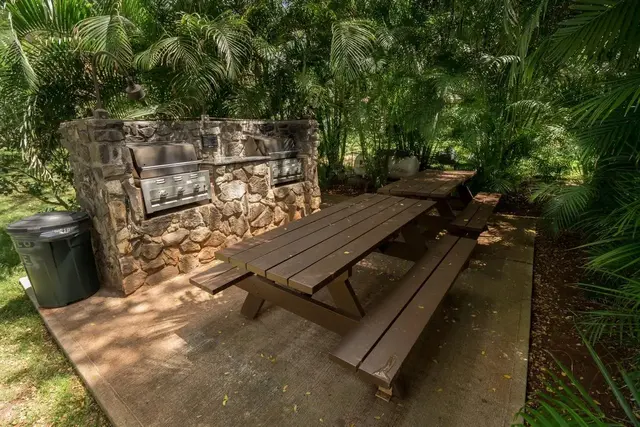 Listing Image for 100 Lio Pl O2 32 of 43