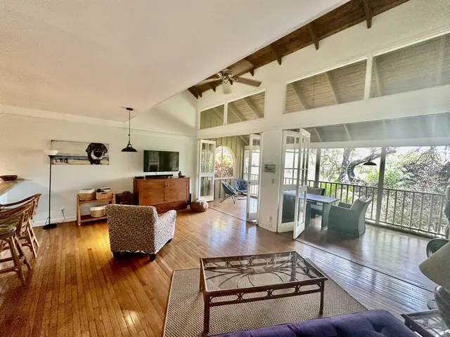Listing Image for 100 Lio Pl O2 5 of 43