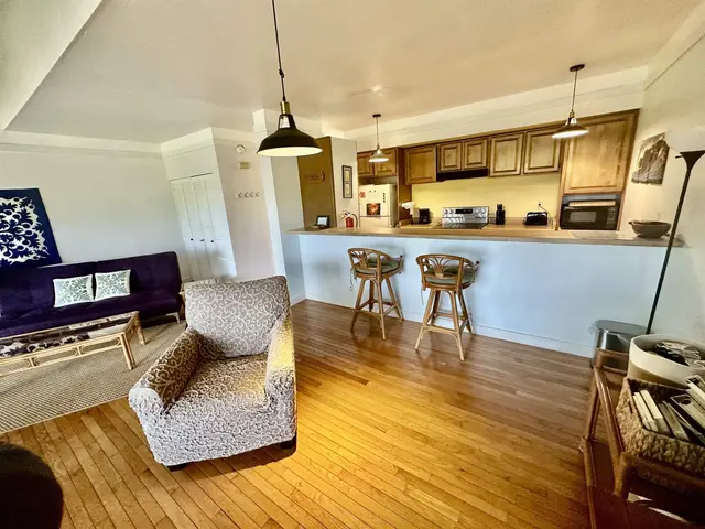 Listing Image for 100 Lio Pl O2 6 of 43