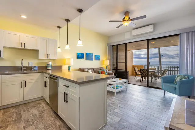 Listing Image for 50 Hauoli St 410 12 of 41