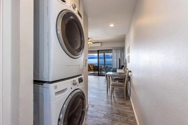 Listing Image for 50 Hauoli St 410 18 of 41