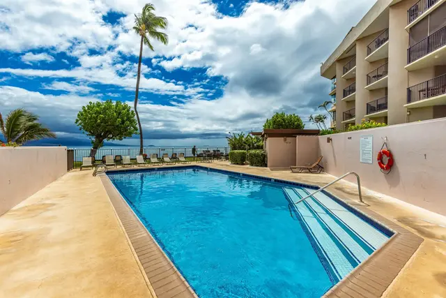 Listing Image for 50 Hauoli St 410 25 of 41