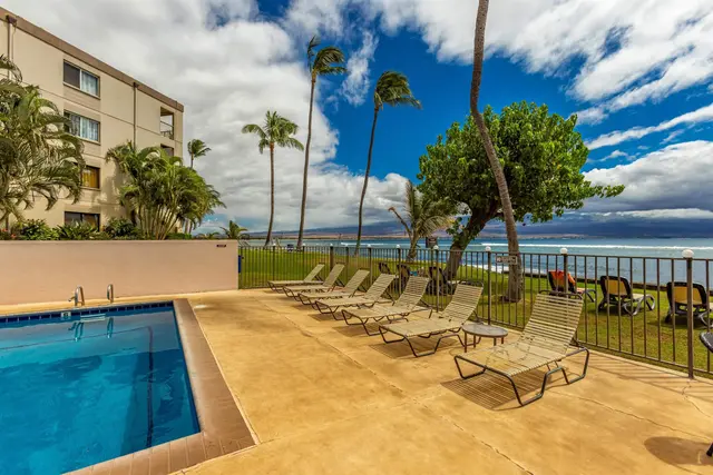 Listing Image for 50 Hauoli St 410 26 of 41