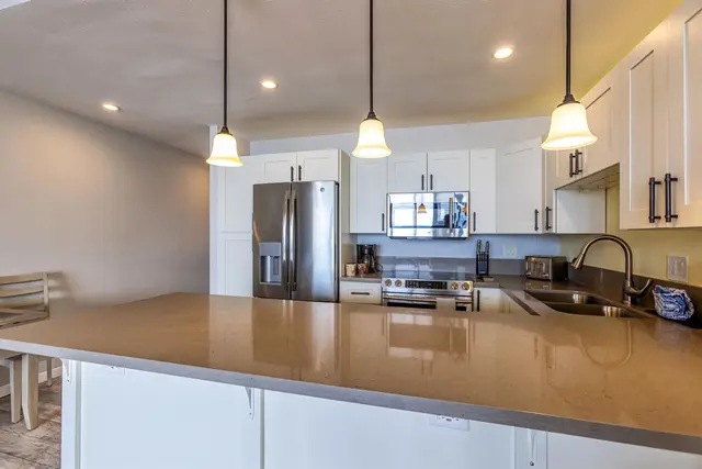 Listing Image for 50 Hauoli St 410 9 of 41