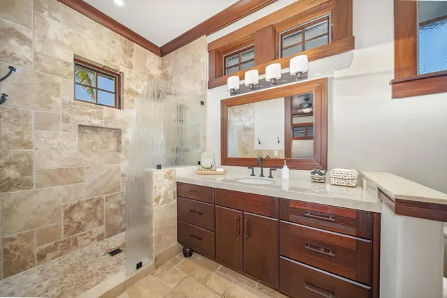 Listing Image for 175 Kalaihi Pl 37 of 50