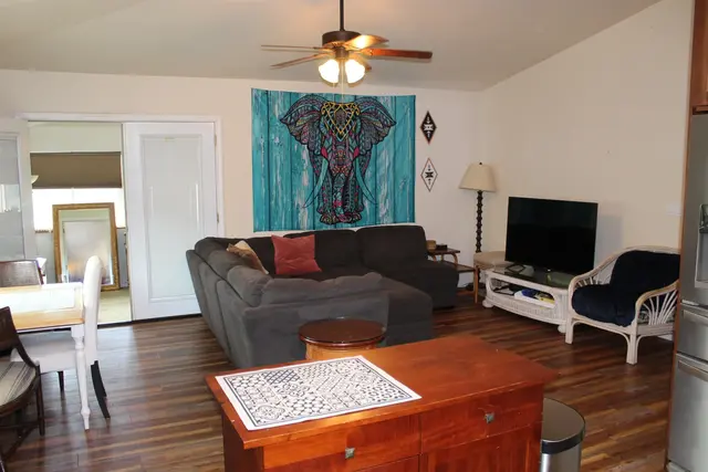 Listing Image for 54 Keanuhea St 11 of 42