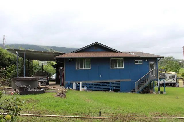 Listing Image for 54 Keanuhea St 34 of 42