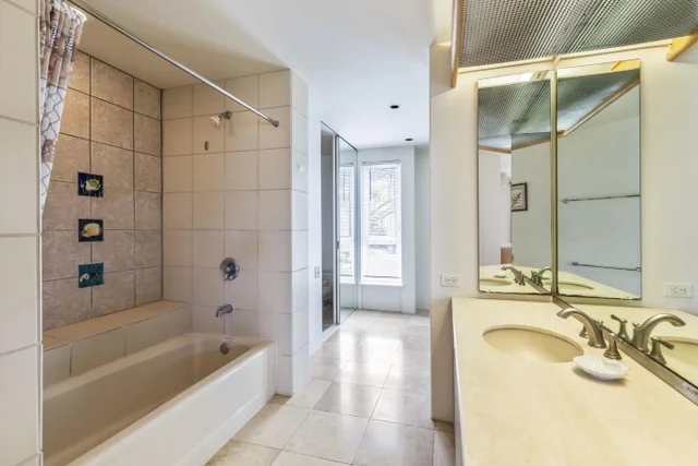 Listing Image for 3200 Wailea Alanui Dr 1406 25 of 45