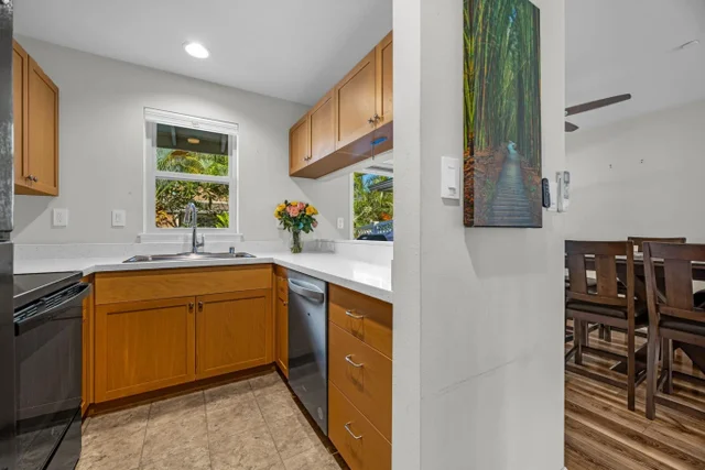 Listing Image for 262 Kahoma Pl 9-105 10 of 45