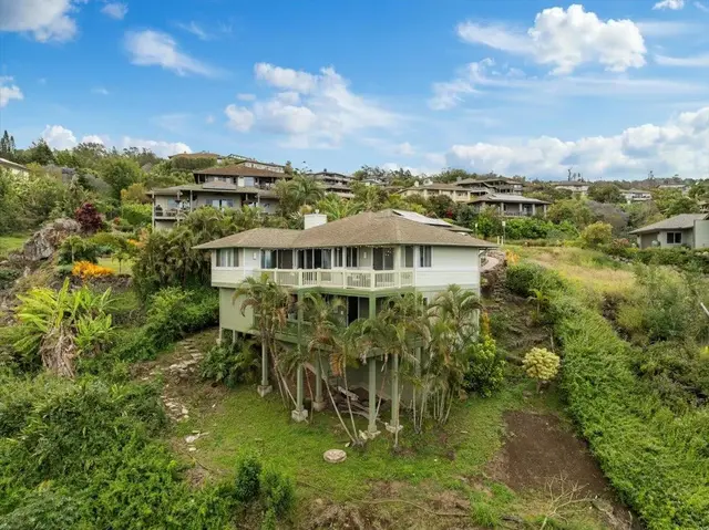 Listing Image for 40 Kapalulu Pl 22 of 46