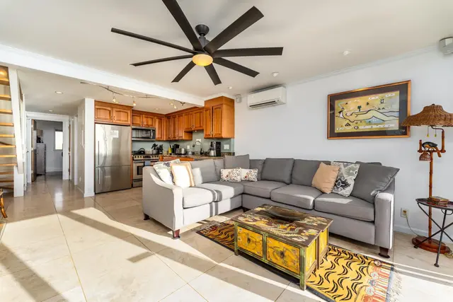 Listing Image for 70 Hauoli St 414 8 of 37