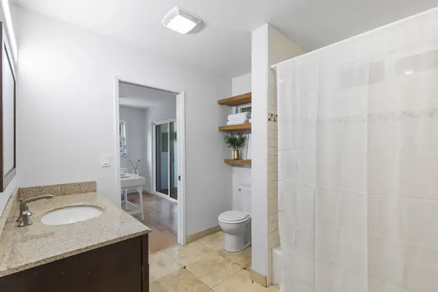 Listing Image for 592 Pili Loko St 25 of 38
