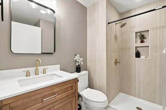 Listing Image for 71 Kopi Ln 2-204 25 of 38