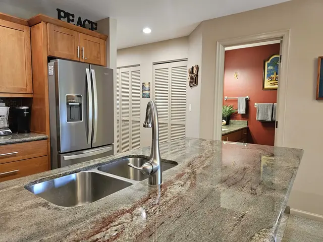 Listing Image for 2777 S Kihei Rd F-102 9 of 43
