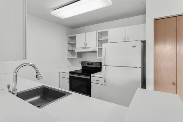 Listing Image for 40 Kapi Ln 17-106 3 of 21