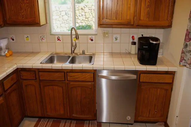 Listing Image for 1794 Mokehana Pl 7 of 28