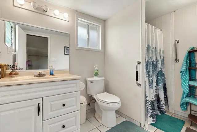 Listing Image for 461 Lono Ave 9 of 21