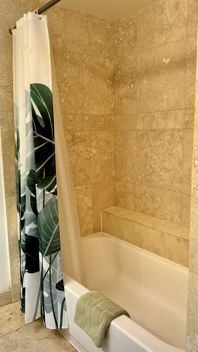 Listing Image for 50 Kepuhi Pl 122 22 of 40