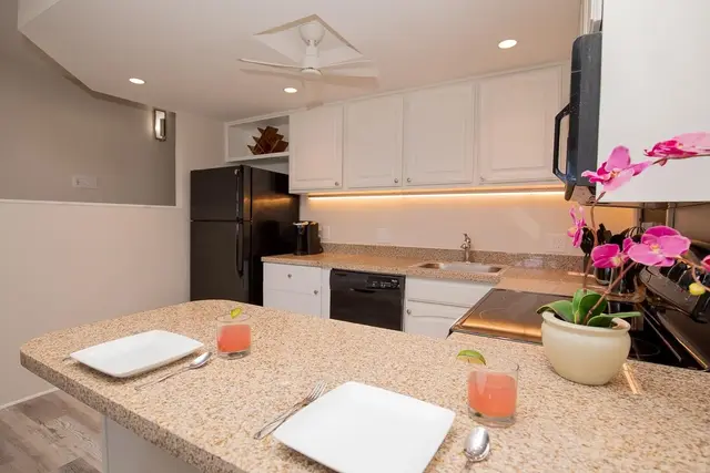 Listing Image for 3875 Lower Honoapiilani Rd A207 10 of 16