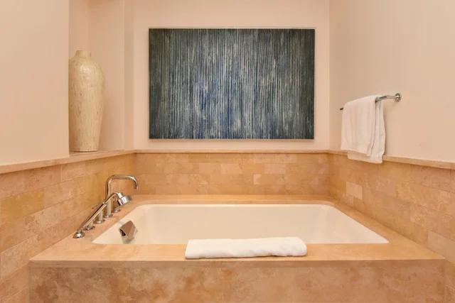 Listing Image for 1 Bay Dr 5102 25 of 50