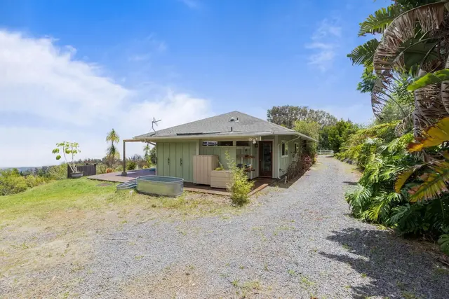 Listing Image for 60 Naniuka Pl 30 of 45