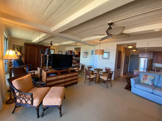Listing Image for 2481 Kaanapali Pkwy 1262 O 7 of 33