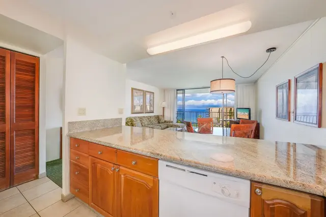 Listing Image for 3445 Lower Honoapiilani Rd 947 17 of 46