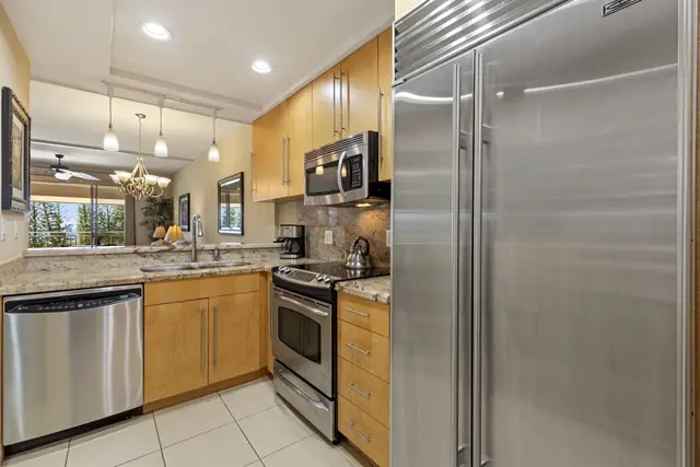 Listing Image for 500 Kapalua Dr 27t7 5 of 36