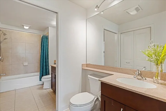 Listing Image for 115 Hoowaiwai Loop 602 37 of 50