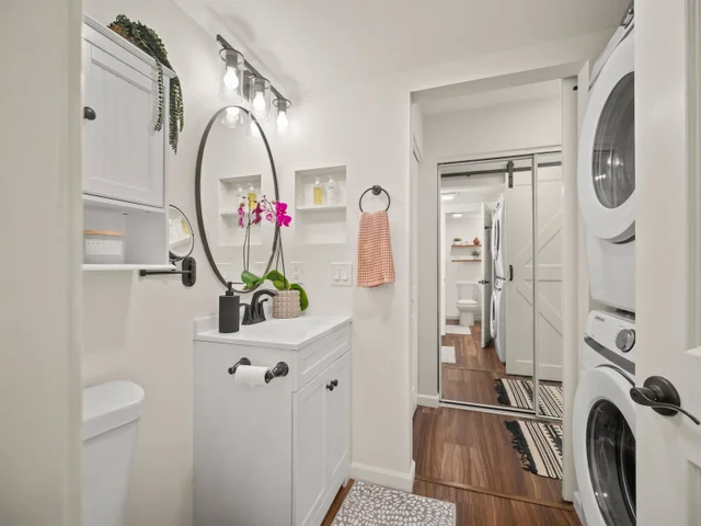 Listing Image for 160 Keonekai Rd 8-101 14 of 29