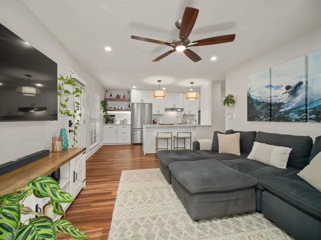 Listing Image for 160 Keonekai Rd 8-101 4 of 29