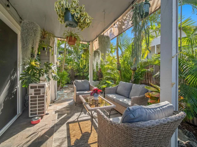 Listing Image for 160 Keonekai Rd 8-101 6 of 29