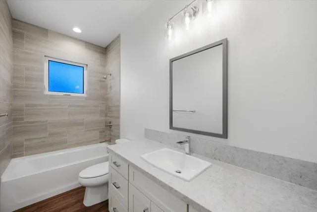 Listing Image for 22 Maiaku St 16 of 35