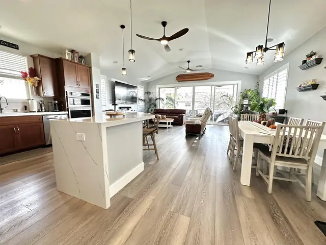 Listing Image for 83 Moana Ave 2 of 26