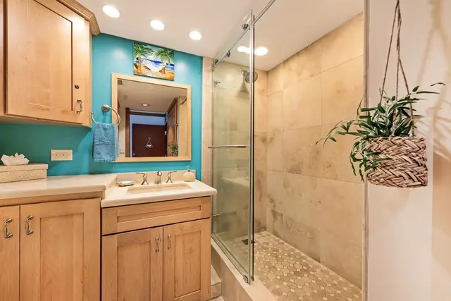 Listing Image for 3601 Lower Honoapiilani Rd 301 33 of 47