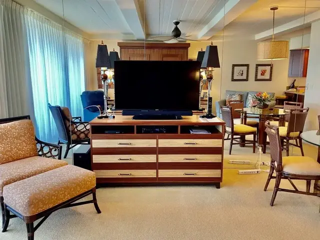 Listing Image for 2481 Kaanapali Pkwy 818n 11 of 26