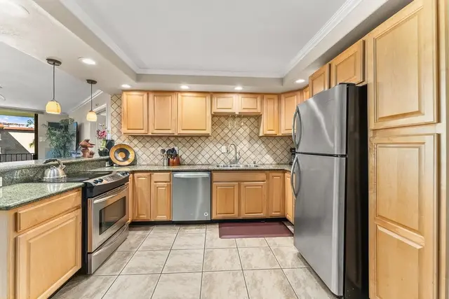 Listing Image for 938 S Kihei Rd 501 12 of 45