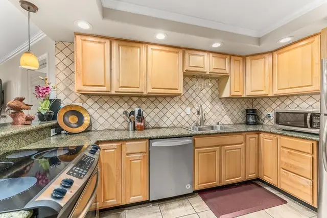 Listing Image for 938 S Kihei Rd 501 13 of 45
