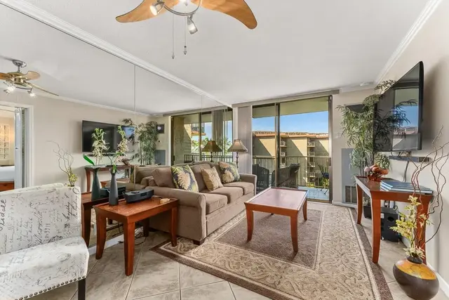 Listing Image for 938 S Kihei Rd 501 6 of 45