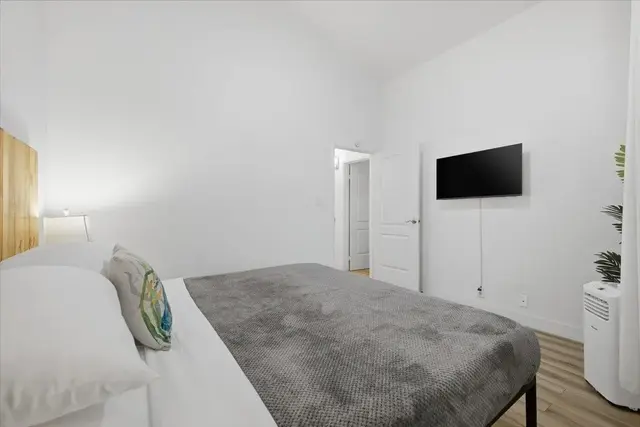 Listing Image for 1299 Uluniu Rd 201b 16 of 42