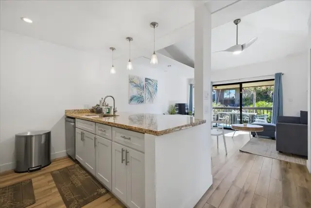 Listing Image for 1299 Uluniu Rd 201b 2 of 42