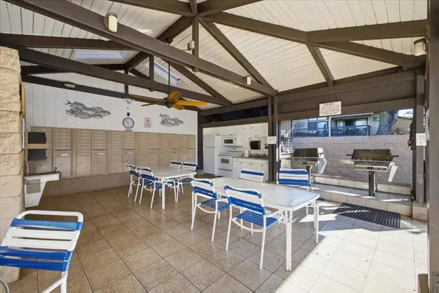 Listing Image for 1299 Uluniu Rd 201b 31 of 42