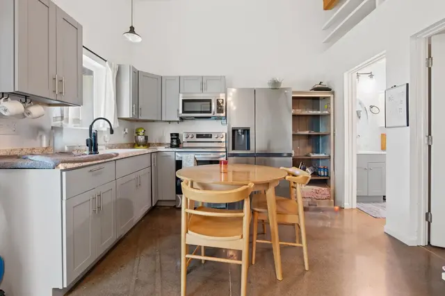 Listing Image for 461-465 Palani Pl 34 of 50