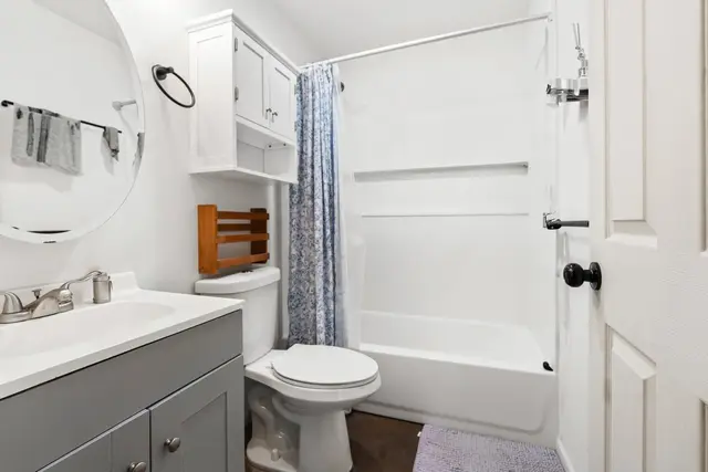 Listing Image for 461-465 Palani Pl 37 of 50