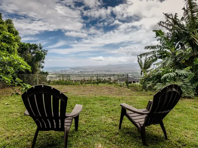 Listing Image for 461-465 Palani Pl 49 of 50