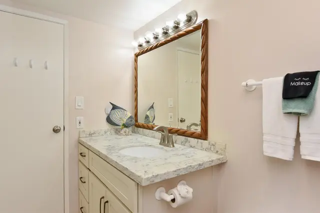 Listing Image for 3959 Lower Honoapiilani Rd 709 16 of 30