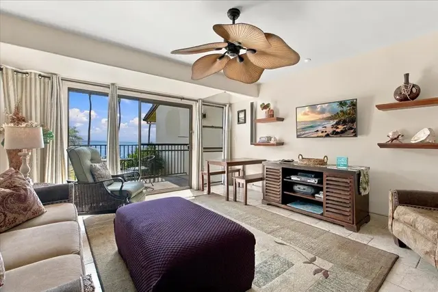 Listing Image for 300 Hauoli St B8 11 of 42