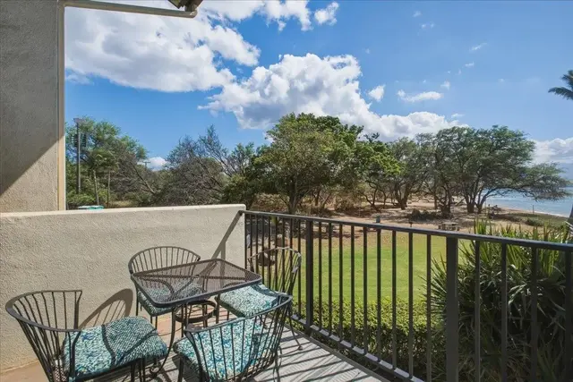 Listing Image for 300 Hauoli St B8 15 of 42