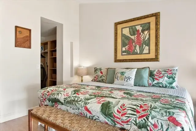 Listing Image for 300 Hauoli St B8 24 of 42