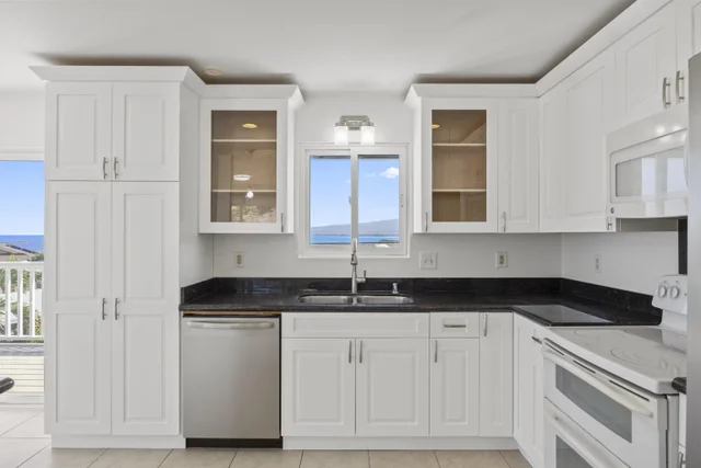 Listing Image for 1349 Kakae Pl 15 of 30